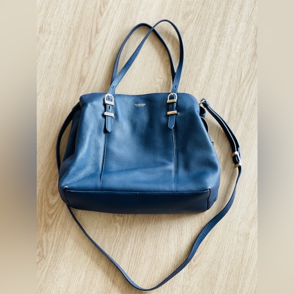 Elegant Navy Blue Tote Bag - Picture 1 of 14